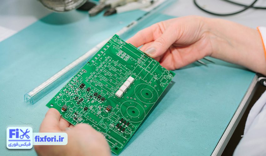 بررسی قطعات مدار فرمان برد الکترونیکی