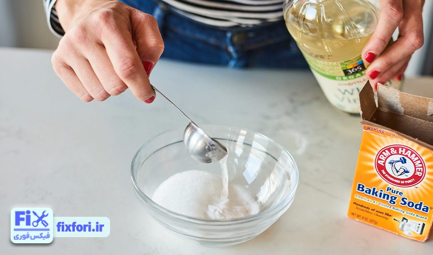 1. جرم گیری با محلول خانگی