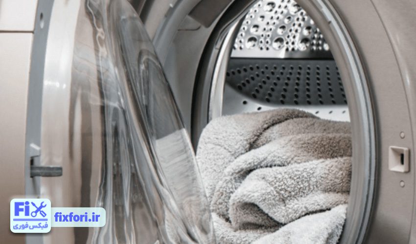 گیر کردن اشیاء یا لباس در اطراف درب