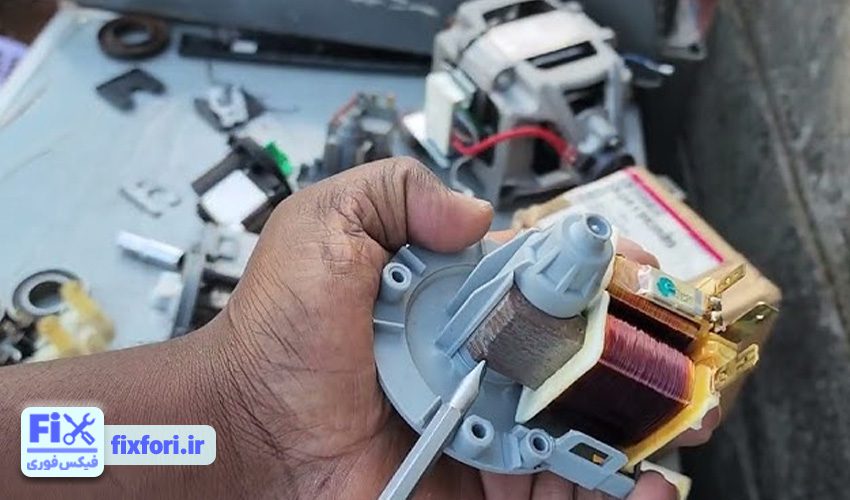 4. تعمیر و تعویض پمپ تخلیه ماشین لباسشویی ارج