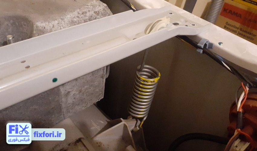 تمیز نشستن لباس‌ها