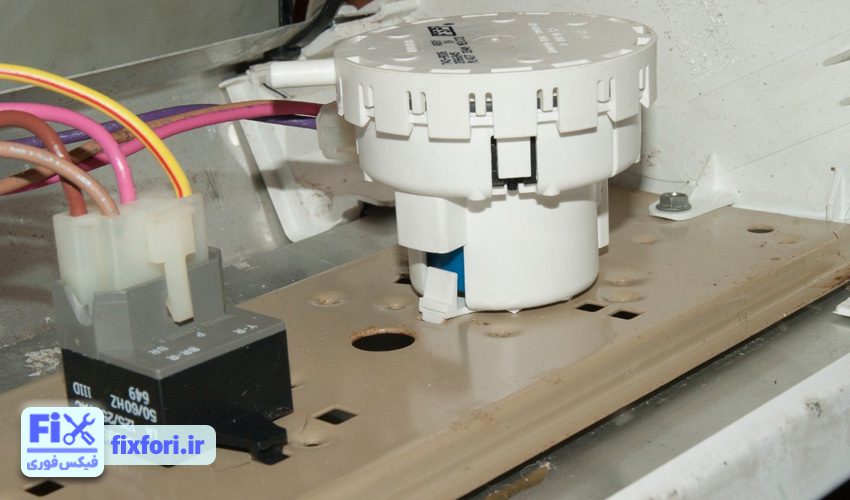 سوئیچ فشار لباسشویی معیوب شده است