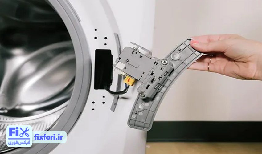 نچرخیدن دیگ لباسشویی بکو به دلیل خرابی قفل درب لباسشویی